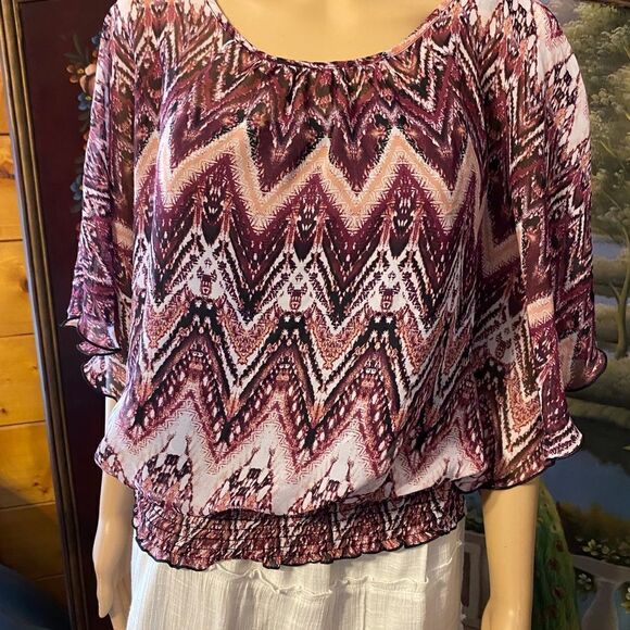 Blouson top with Jacquard zigzag print in purple - Picture 1 of 4